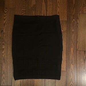 Chic Black Pencil Skirt